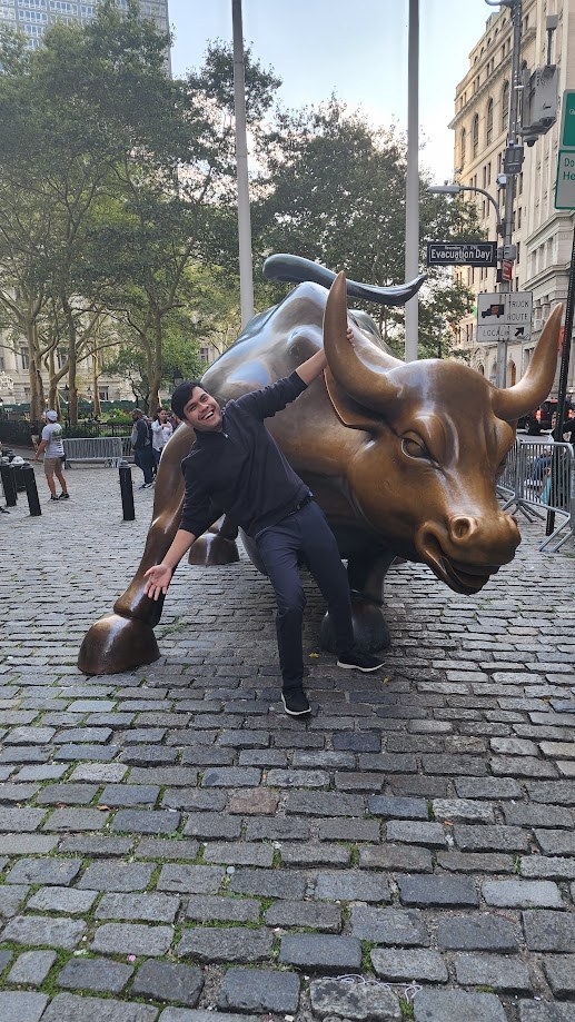 Wrestling the Charging Bull on the cobbles at Bowling Green